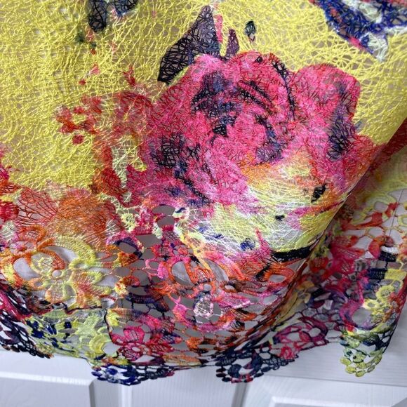 Radzoli Womens Tank Top Colorful Lace Detail Beautiful Sz Medium NWT. - Picture 3 of 10